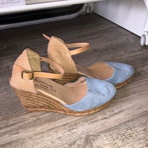 Adorable wedges!